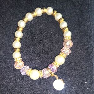 (New) Blingy Pearl & Pink Beaded Fashion Bracelet With Gem Charm